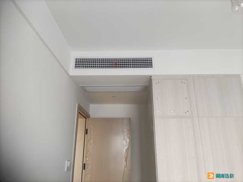 三菱电机家用中央空调卧室安装完成实景图